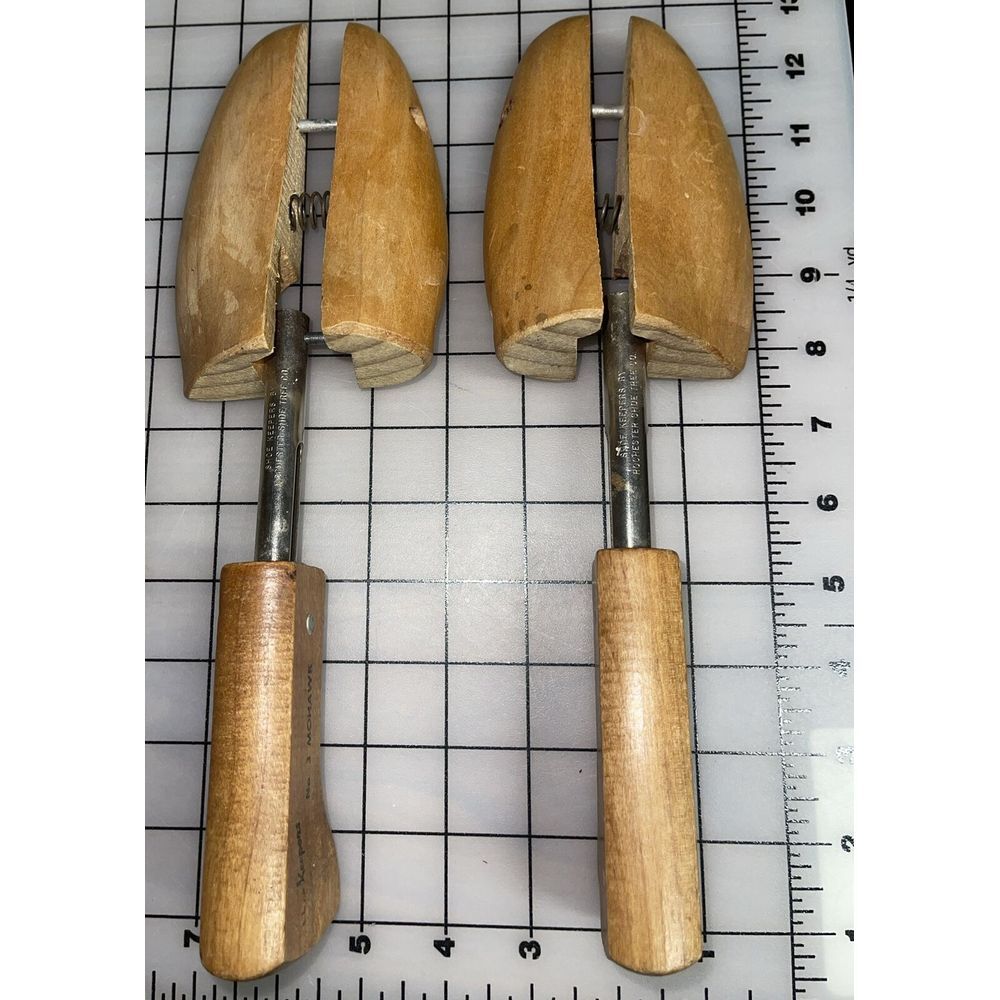 VTG Wooden Shoe Keepers Rochester NY No.3 Mohawk Split Toe Adjustable